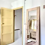 Boutique Surf House In Surf Paradise וילה *