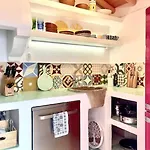 Boutique Surf House In Surf Paradise וילה Santo Isidoro